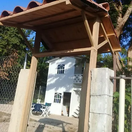 Isla Fuerte Cabana La Cocoroquera Cartagena
